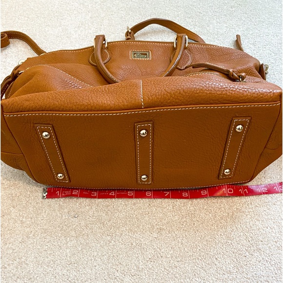 DOONEY & BOURKE Brown Italian Leather Satchel Tote Bag with Gold Hardware - Picture 11 of 16